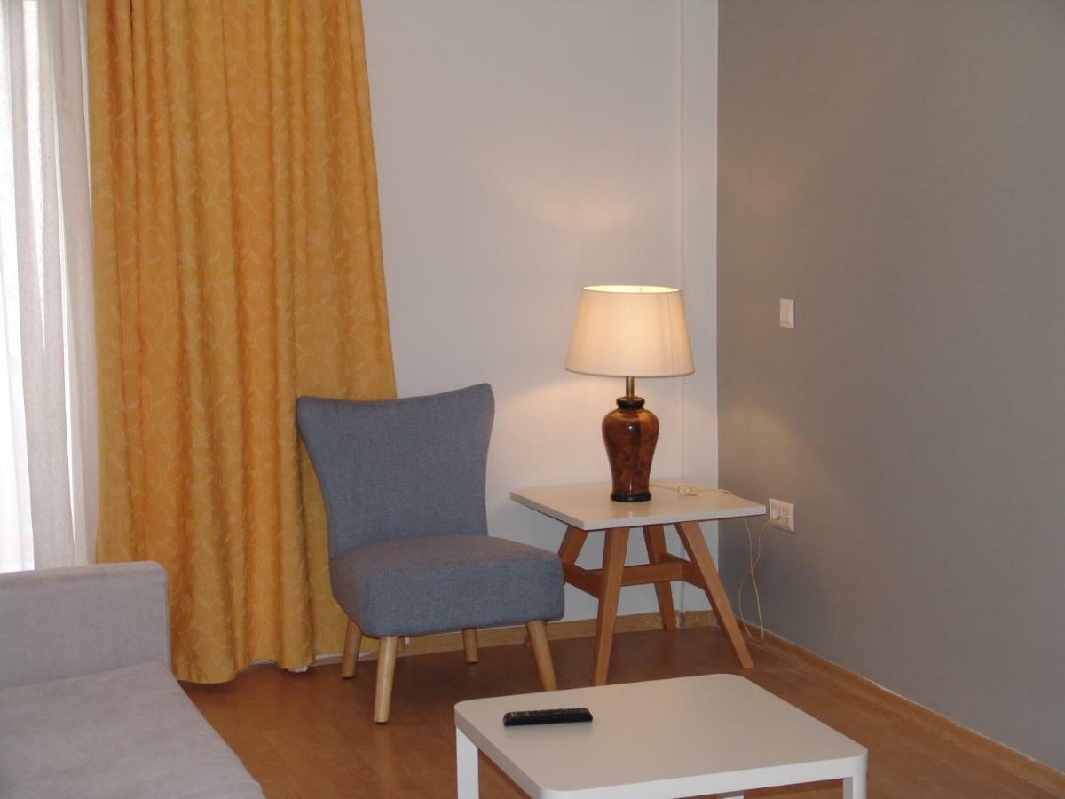 Grace Apartments Лутракі Екстер'єр фото